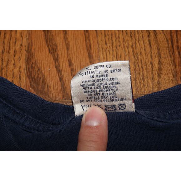 VTG Notre Dame Fighting Irish XL Blue T-Shirt Spell Out Logo Classic SOFFE - Picture 5 of 8